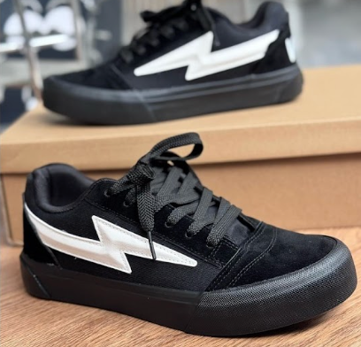 Steady — Low-Top Canvas Sneaker with Platform Sole