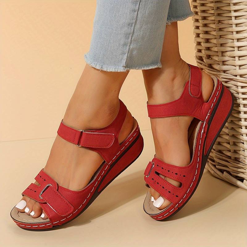 Ponty™ • Alfreda Orthopedic Sandals