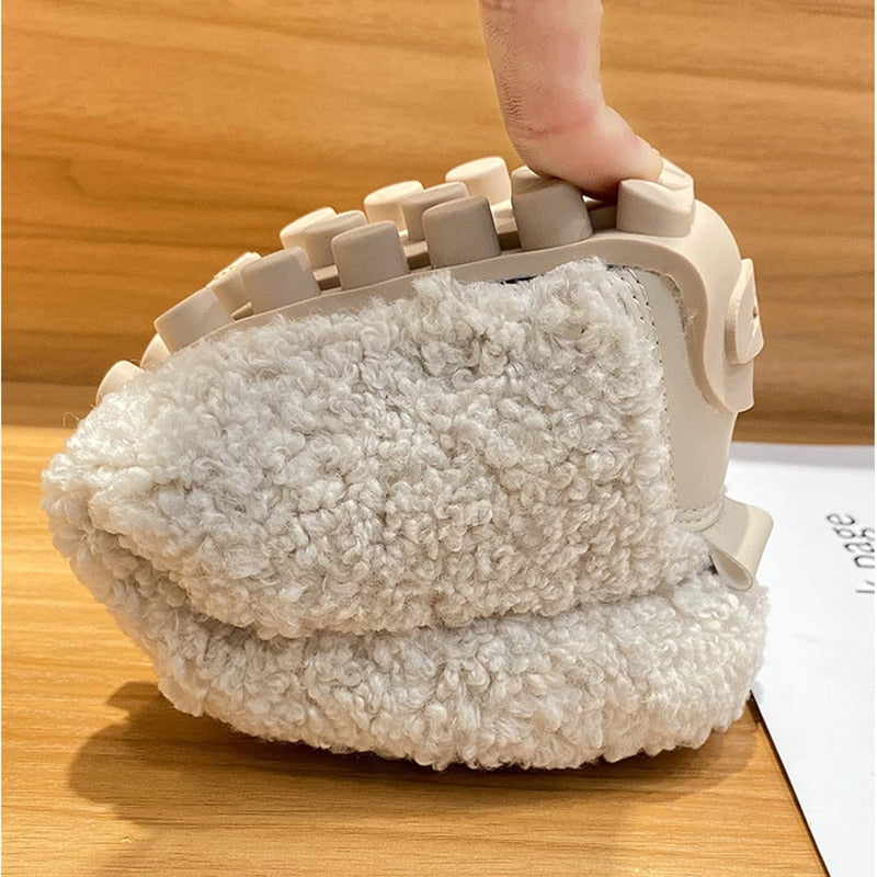 Arielle Plush Moccasins With Non-Slip Sole | Ponty